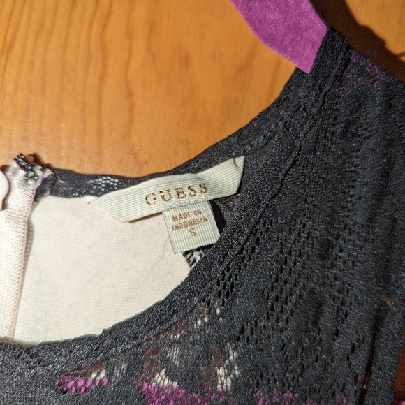 Guess Peplum Top - Picture 3 of 4